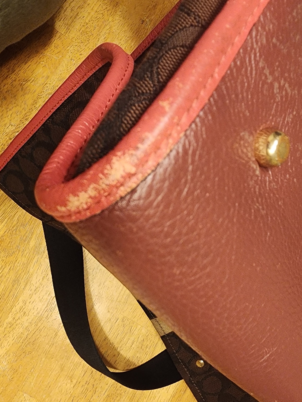 the Coach Dempsey Tote 40 in Signature Jacquard with Stripe and Coach Patch - Picture 8 of 16